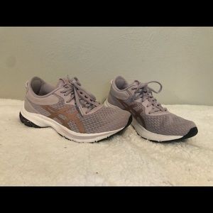 ASICS size 8
